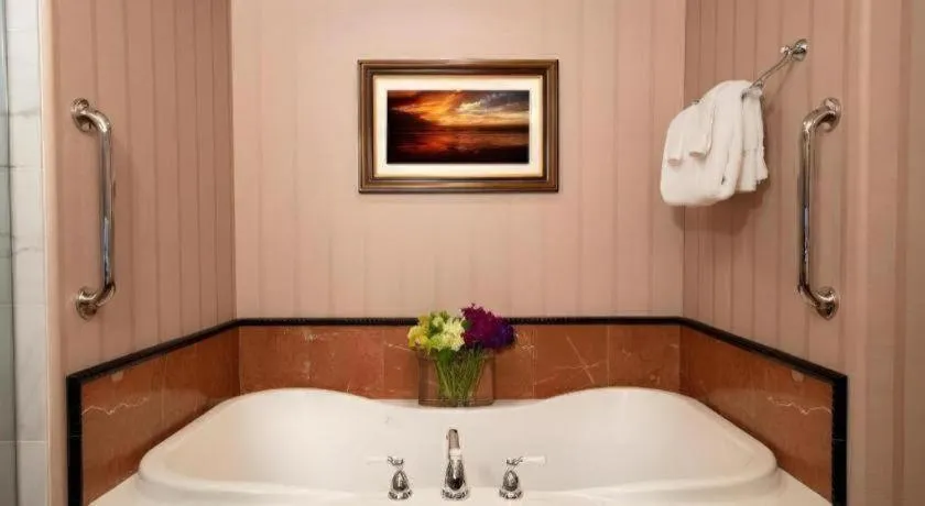 Bed in Peppermill Resort Spa Casino