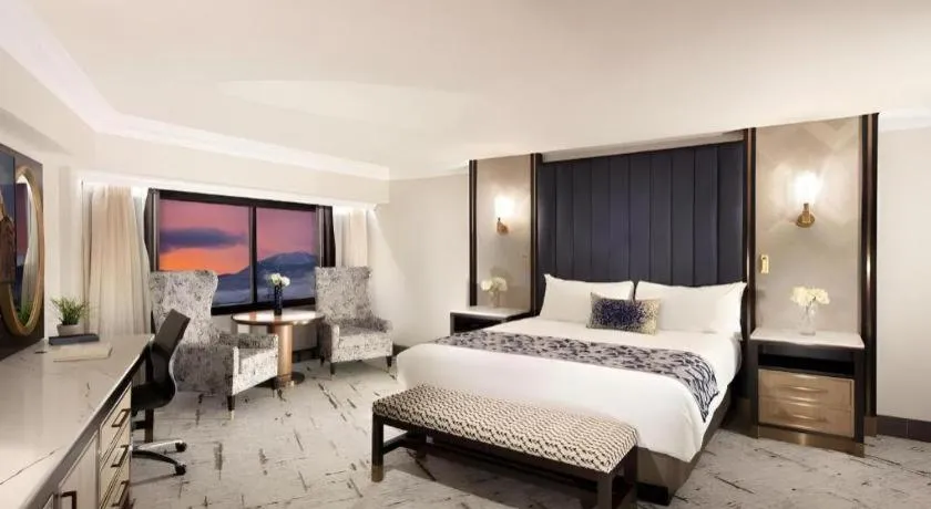 Bed in Peppermill Resort Spa Casino