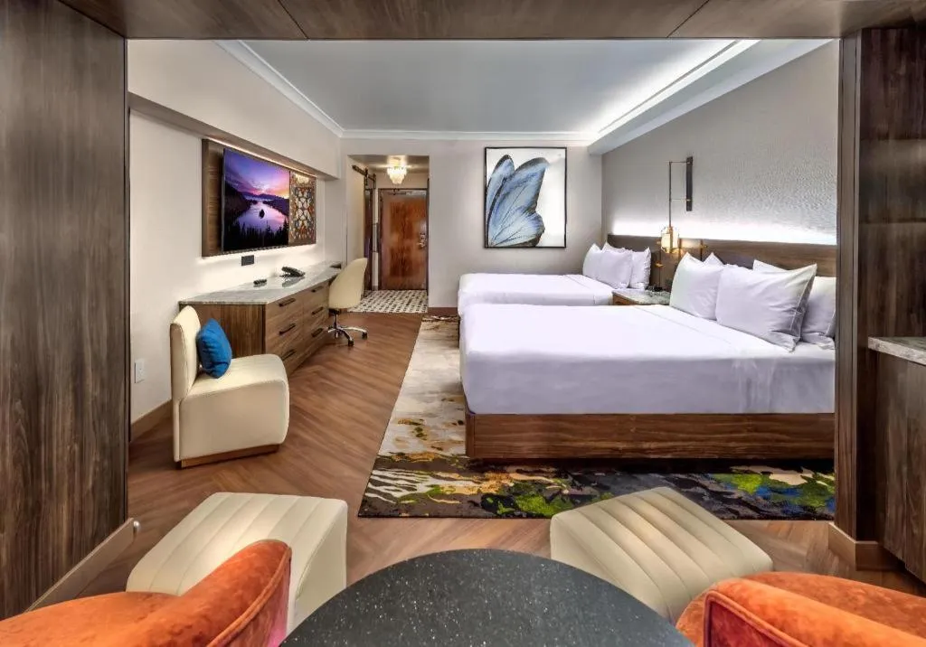 Bed in Atlantis Casino Resort Spa