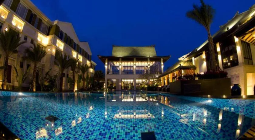 Riyuegu Hotsprings Resort