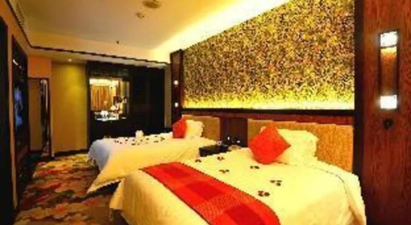 Bed in Riyuegu Hotsprings Resort