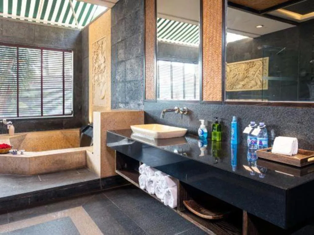 Riyuegu Hotsprings Resort