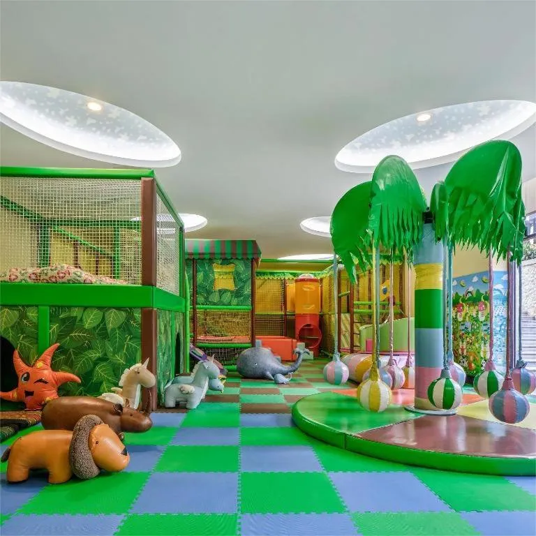 Riyuegu Hotsprings Resort