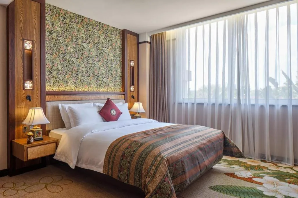 Bed in Riyuegu Hotsprings Resort