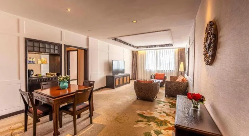 Riyuegu Hotsprings Resort