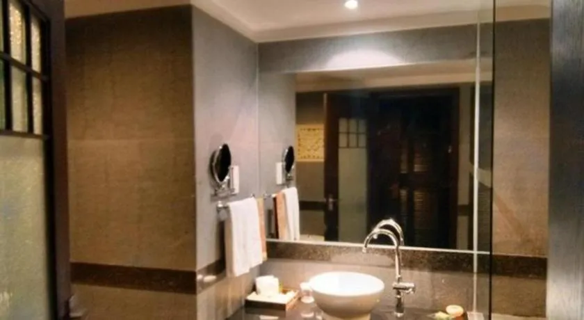 Riyuegu Hotsprings Resort