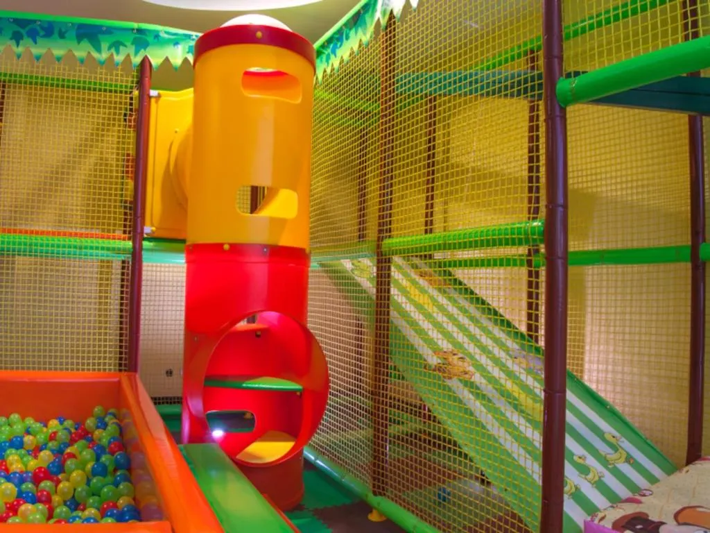 Riyuegu Hotsprings Resort