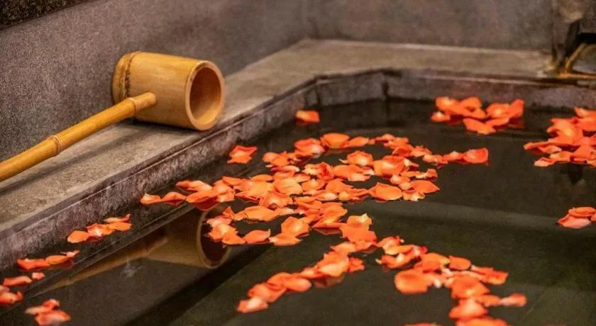 Riyuegu Hotsprings Resort