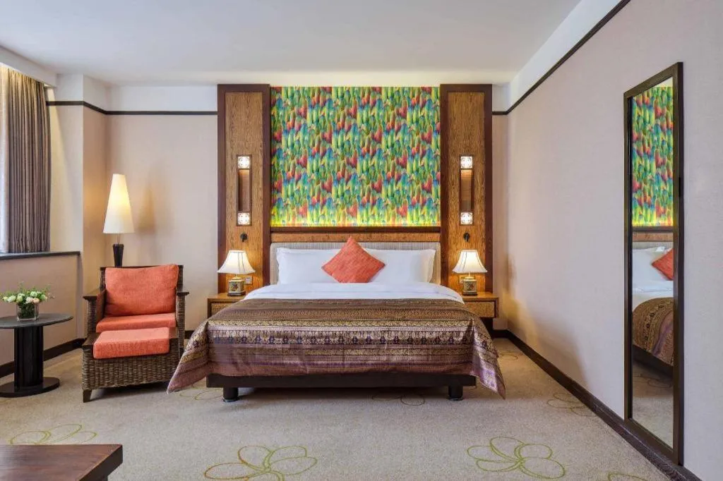 Bed in Riyuegu Hotsprings Resort