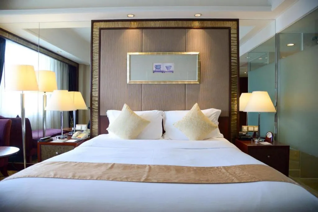 Bed in Chengdu Taihe International Hotel