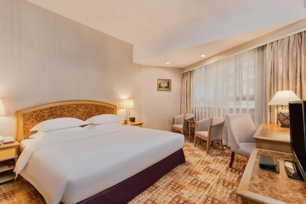 Bed in Century Plaza Hotel