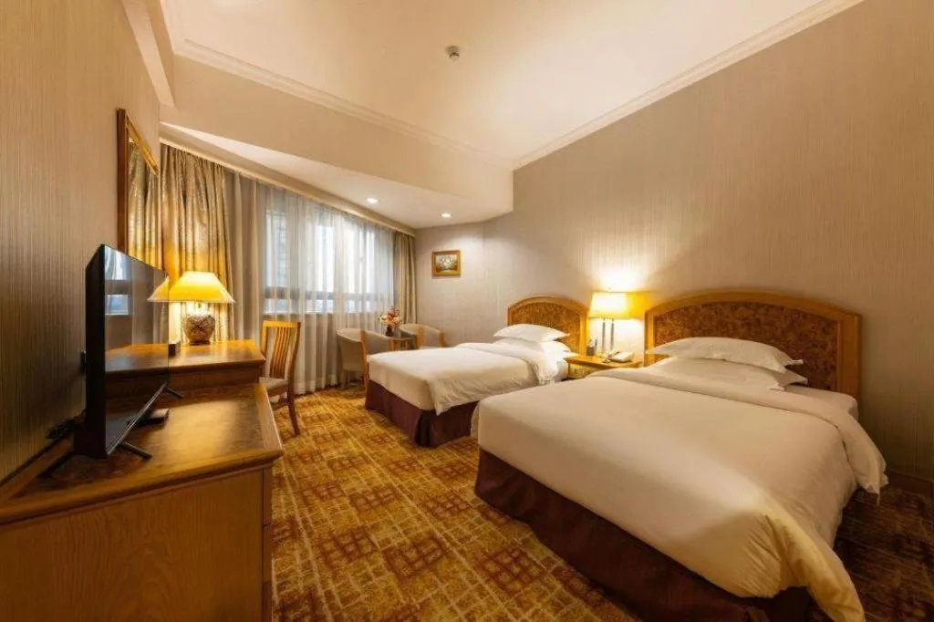 Bed in Century Plaza Hotel