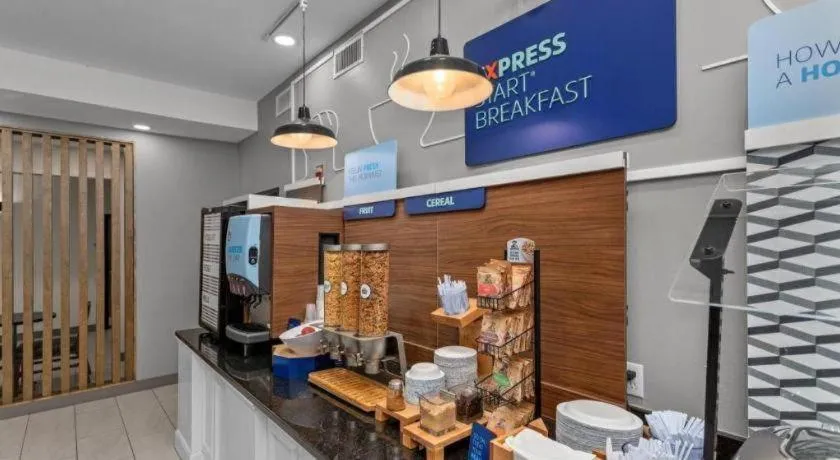 Holiday Inn Express Crockett By IHG