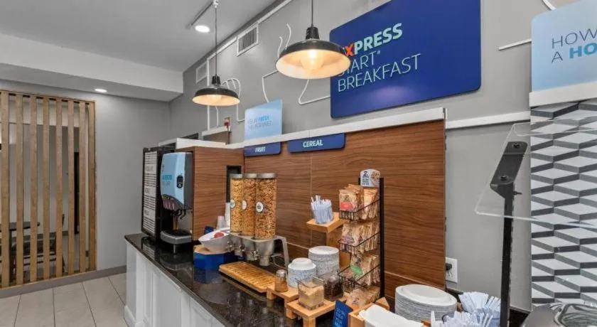 Holiday Inn Express Crockett By IHG