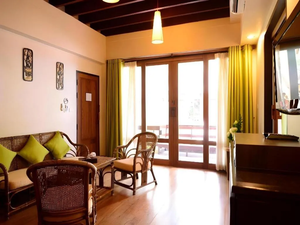 Baan Talay Dao Resort