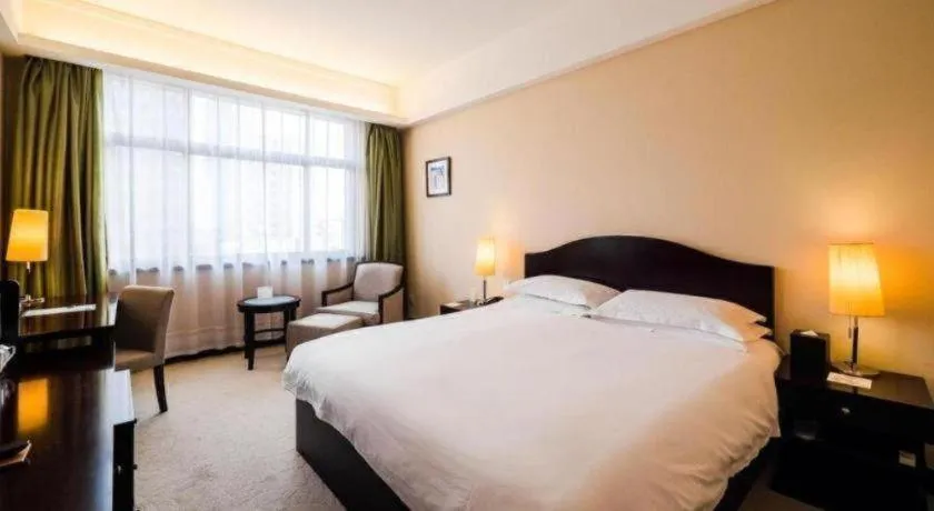 Bed in Rui Tai Hotel Hongqiao