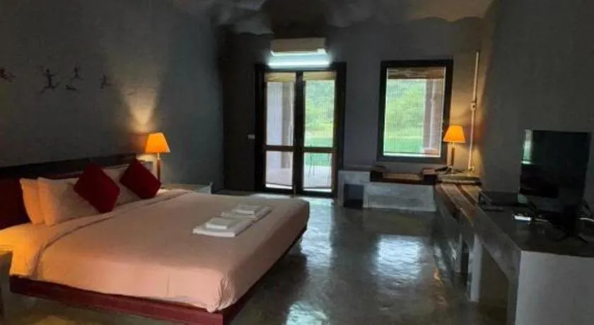 Bed in Avartarn Miracles Hotel