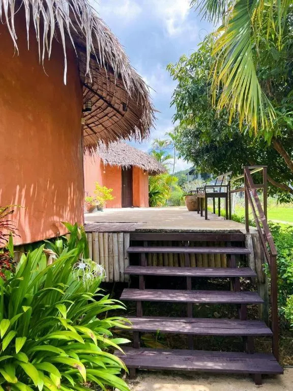 Avartarn Miracles Hotel