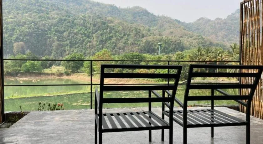 Avartarn Miracles Hotel