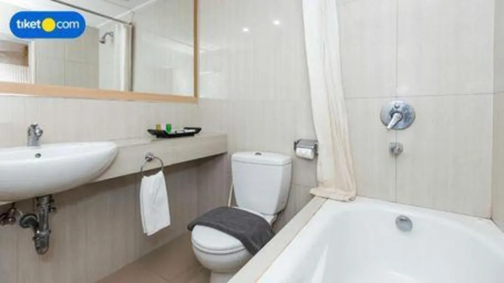 Horison Ultima Makassar