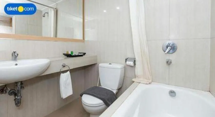 Horison Ultima Makassar