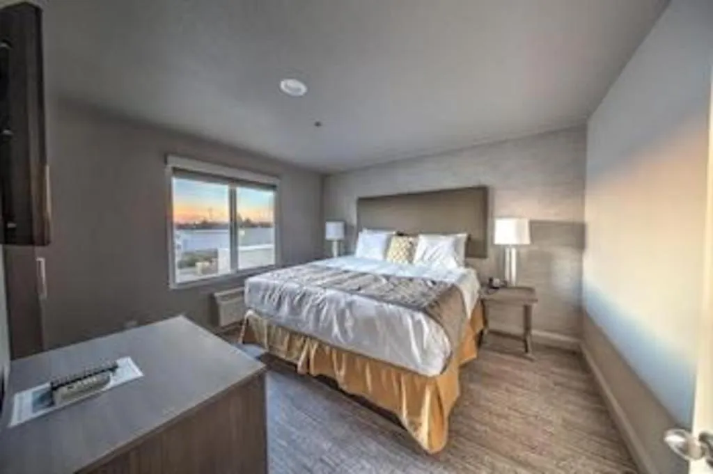 Bed in Arden Star Hotel