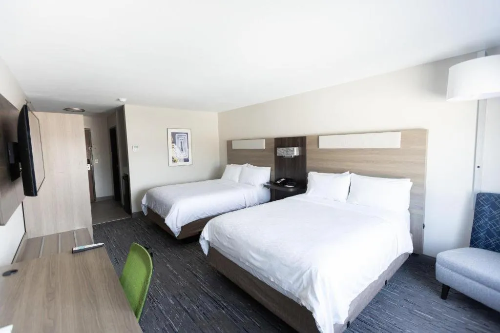 Bed in Holiday Inn Express O'Neill By IHG