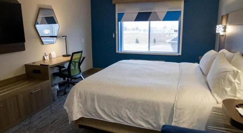 Bed in Holiday Inn Express O'Neill By IHG