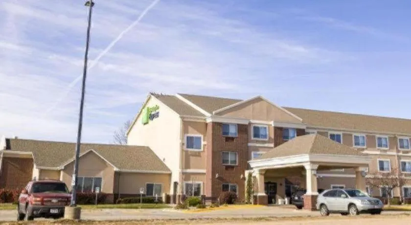 Holiday Inn Express O'Neill By IHG