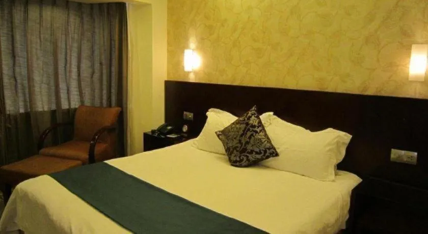 Bed in NanYing Hotel Shanghai