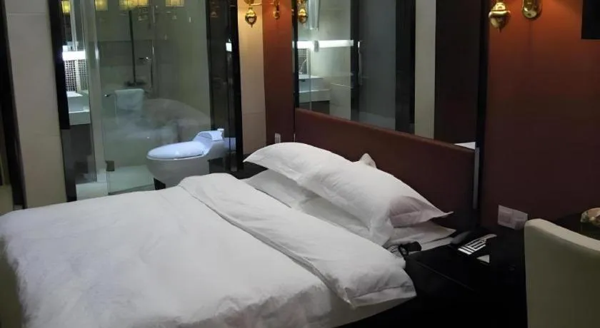 Bed in Milu Hotel