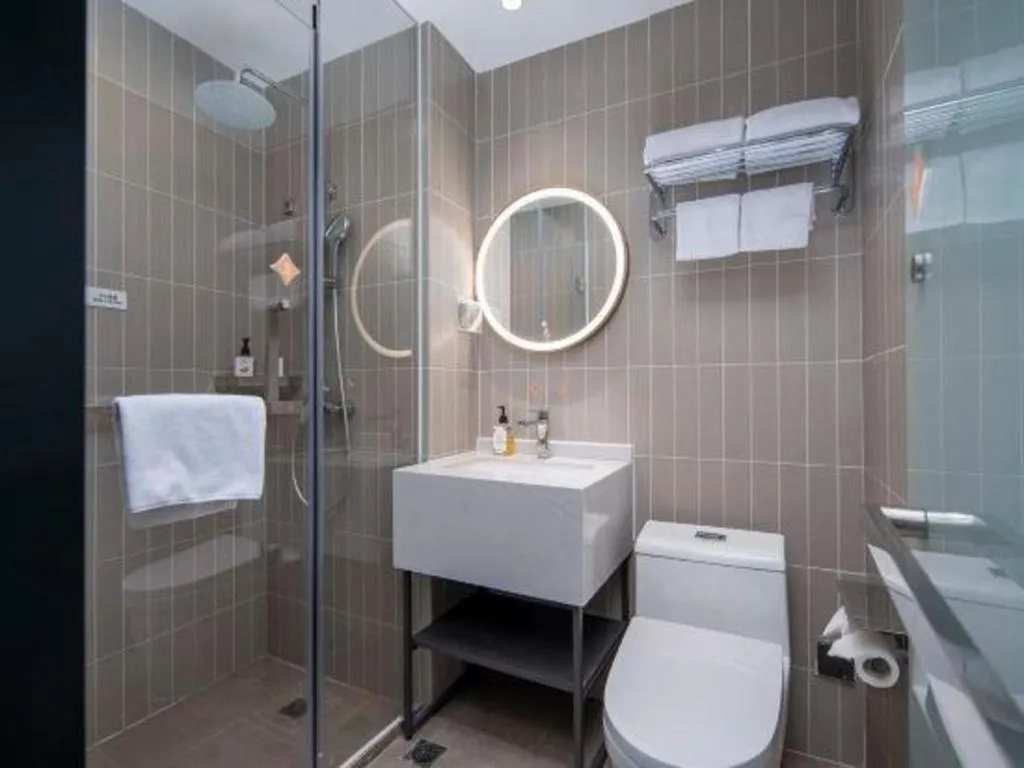 Jinjiang Inn Zhuhai Xiangzhou Qinglv Middle Road Theater