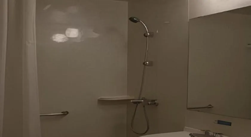 Jinjiang Inn Zhuhai Xiangzhou Qinglv Middle Road Theater