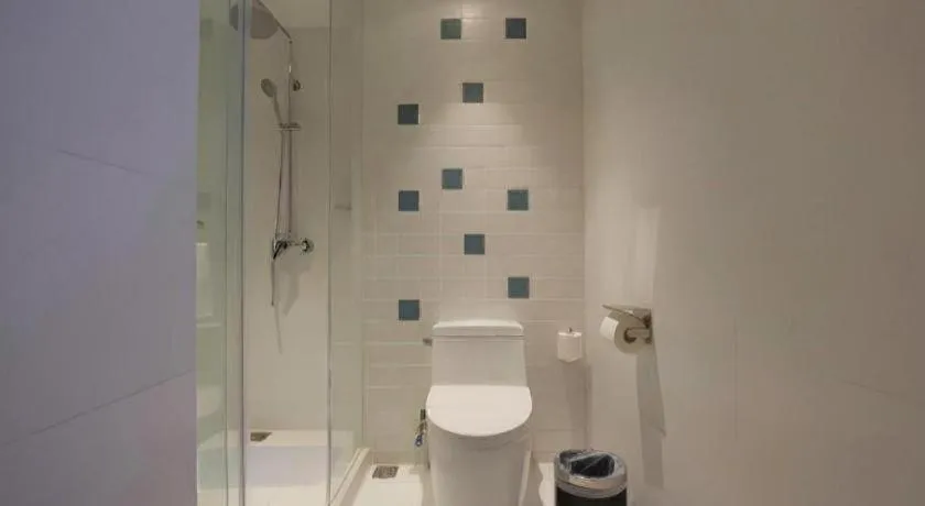 JinJiang Inn Chendu Taikoo Li Dongfeng Bridge