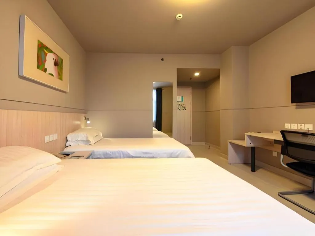 Bed in Jinjiang Inn Shanghai Expo Park Pusan Rd