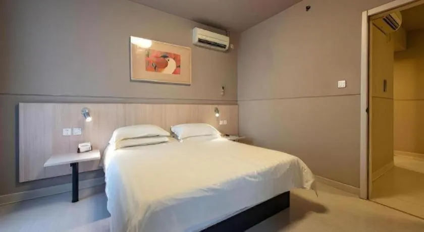 Bed in Jinjiang Inn Shanghai Expo Park Pusan Rd