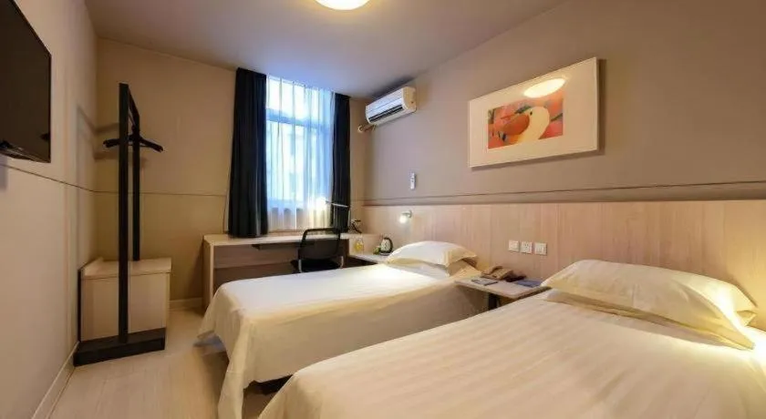 Bed in Jinjiang Inn Shanghai Expo Park Pusan Rd