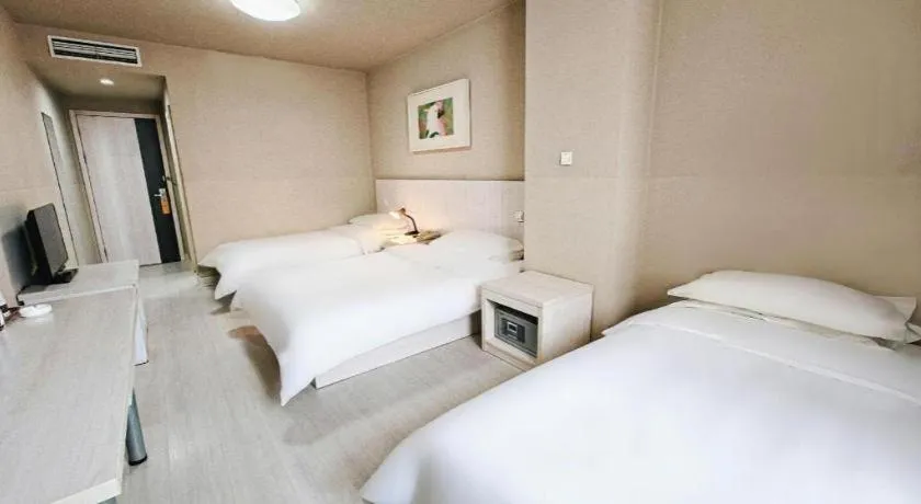 Bed in Jinjiang Inn Shenyang North Station