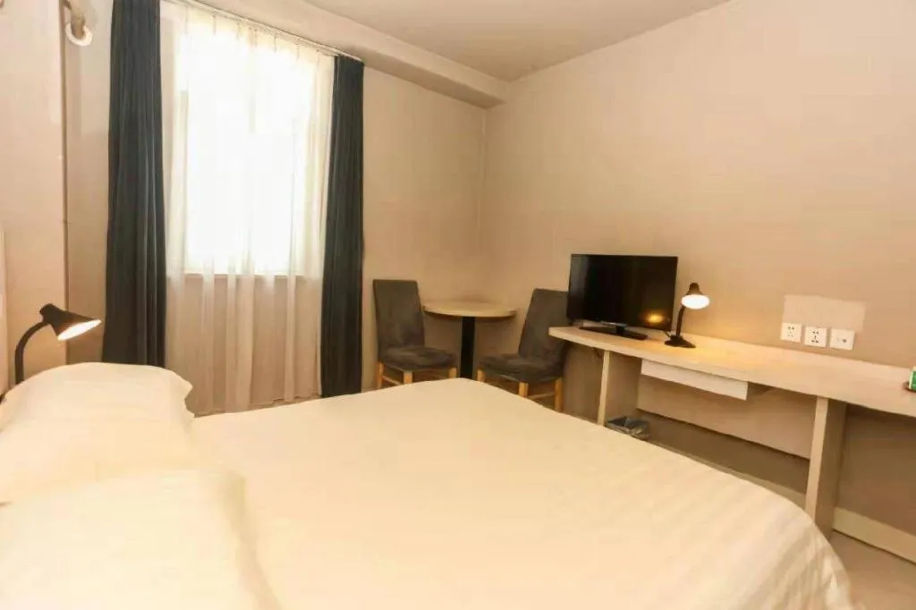 Bed in Jinjiang Inn Shenyang North Station