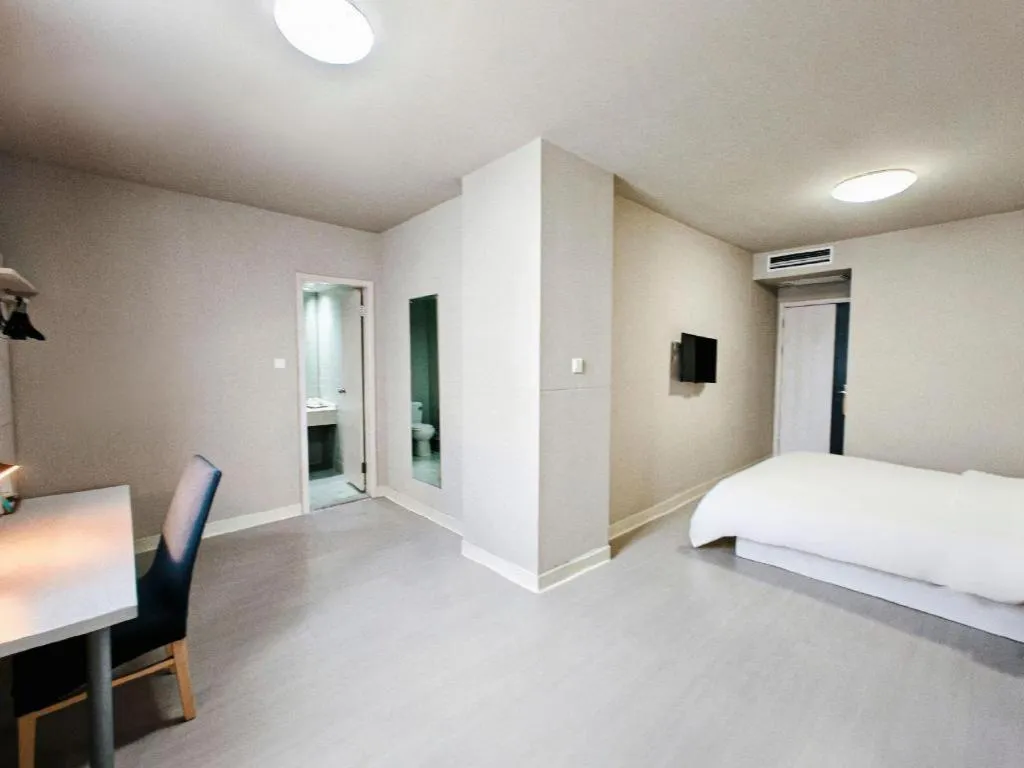 Bed in Jinjiang Inn Shenyang North Station