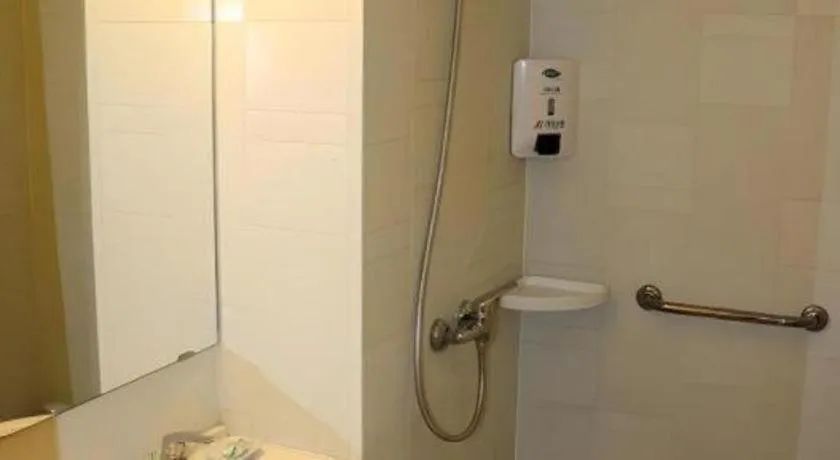 Jinjiang Inn Shenyang North Station