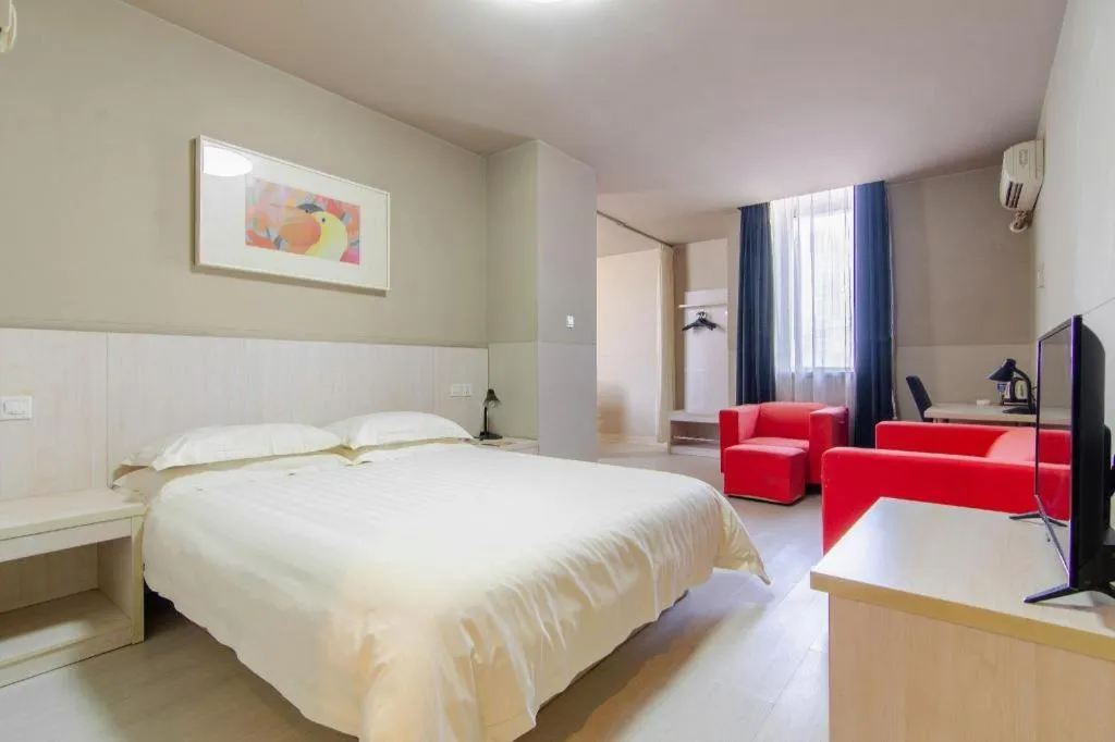 Bed in Jinjiang Inn Shenyang North Station