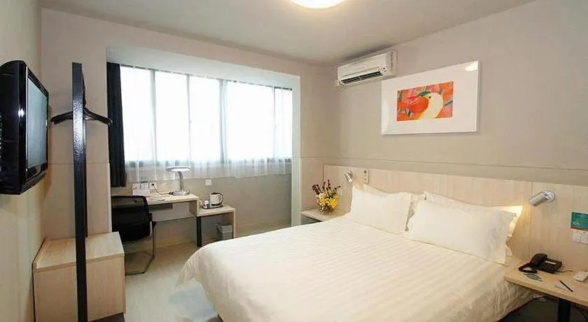 Bed in Jinjiang Inn Shenyang Xinggong North Street METRO