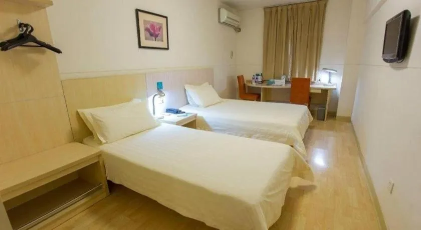 Bed in Jinjiang Inn Shenyang Xinggong North Street METRO