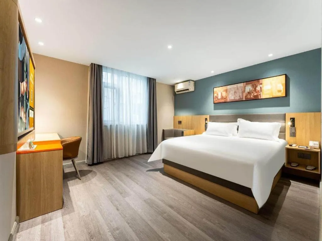 Bed in Jinjiang Inn Wuhan Wansongyuan Food Street Qushui Building