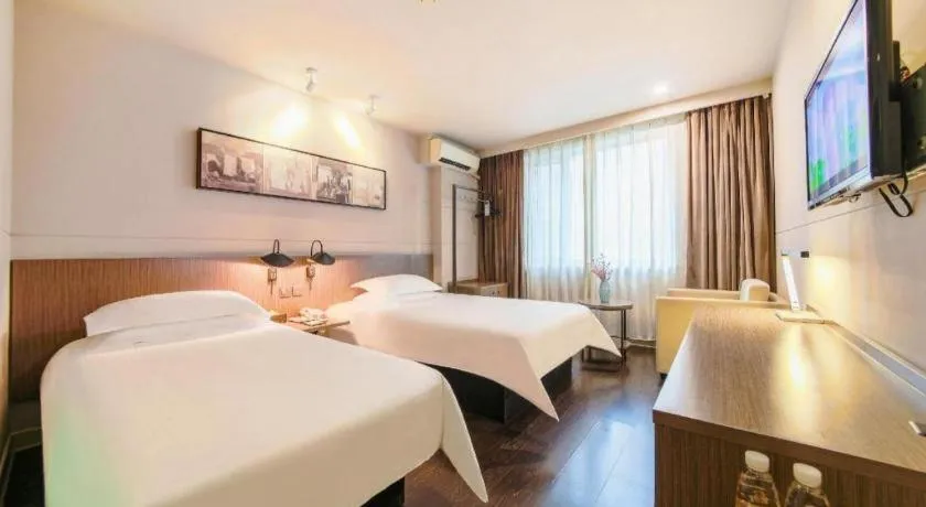 Bed in Jinjiang Inn Select Wuhan Xinhua Road Xiehe Hospital