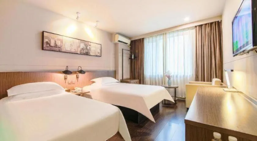 Bed in Jinjiang Inn Select Wuhan Xinhua Road Xiehe Hospital