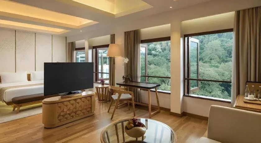 Bed in Padma Hotel Bandung