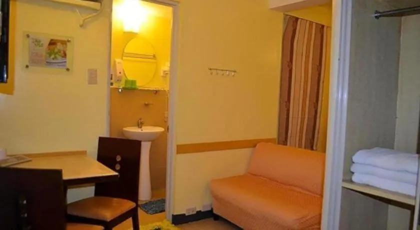 Franchise One Hotel 7430