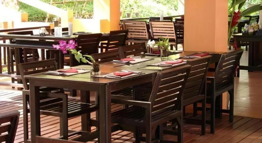 Khaolak Palm Hill Resort